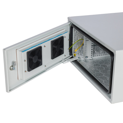 Шкаф климатический телекоммуникационный навесной (ШКТН) 19 ,6U(680x450)