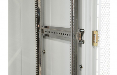 Шкаф телекоммуникационный напольный 19",42U(600x600), ШТ-НП-42U-600-600-П, передняя дверь перфорированная ССД