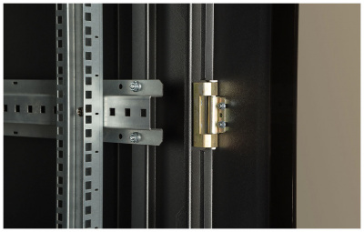 Шкаф телекоммуникационный напольный 19", 33U(600x800), ШТ-НП-М-33U-600-800-С-Ч, передняя дверь стекло, черный ССД