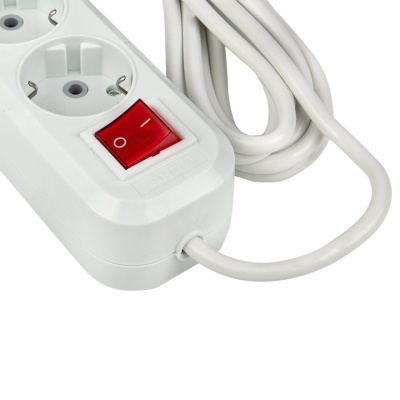 Удлинитель "Эксперт" 3 гнезда 5 метров 16А/3,5кВт с выключателем и заземлением ПВС 3х1 EKF PROxima