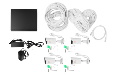 Комплект IP видеонаблюдения на 4 камеры