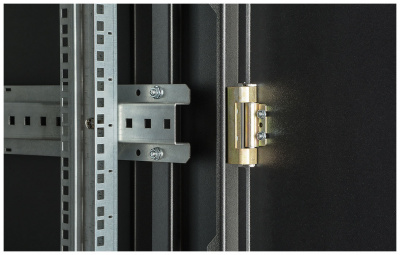 Шкаф телекоммуникационный напольный 19",18U(600x1000), ШТ-НП-М-18U-600-1000-М-Ч, передняя дверь металл, черный ССД